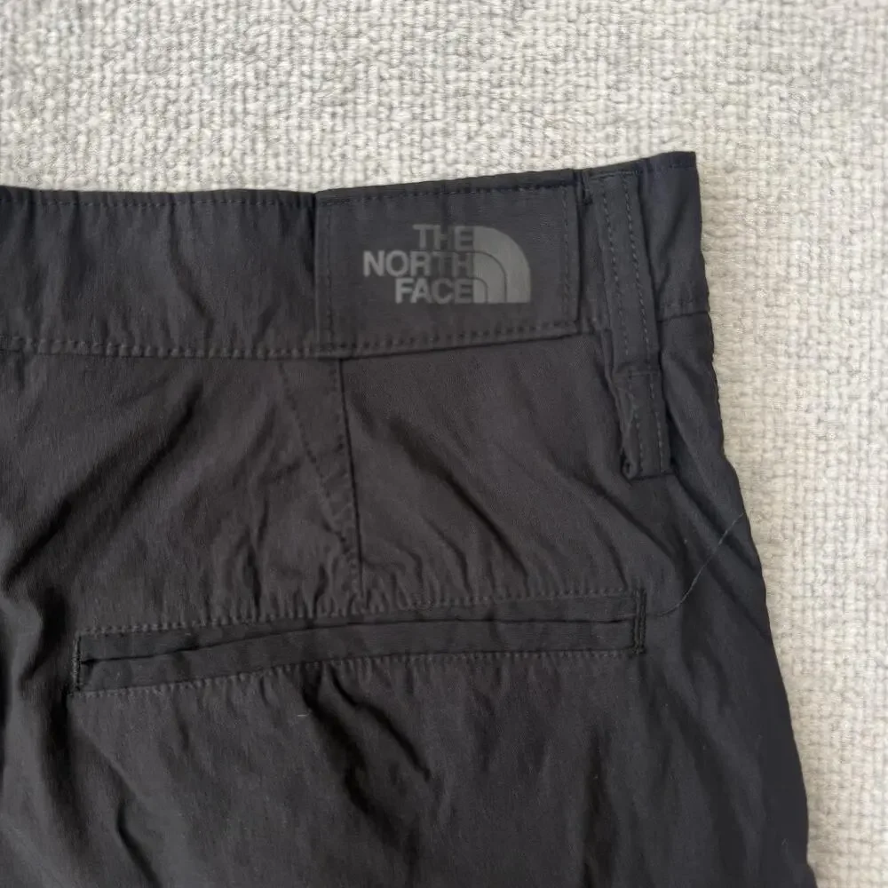 The North Face Shorts Mens 34 Black Quick Dry Stretch Hiking Travel Casual